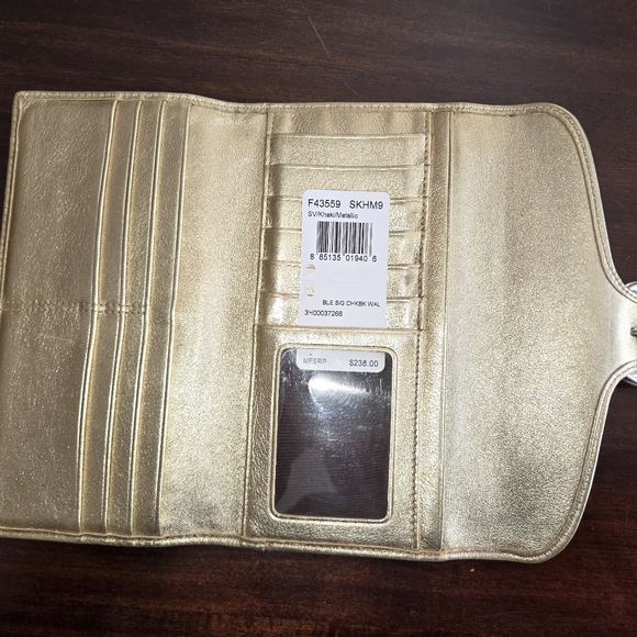 Gold Signature large Coach wallet - Picture 3 of 3